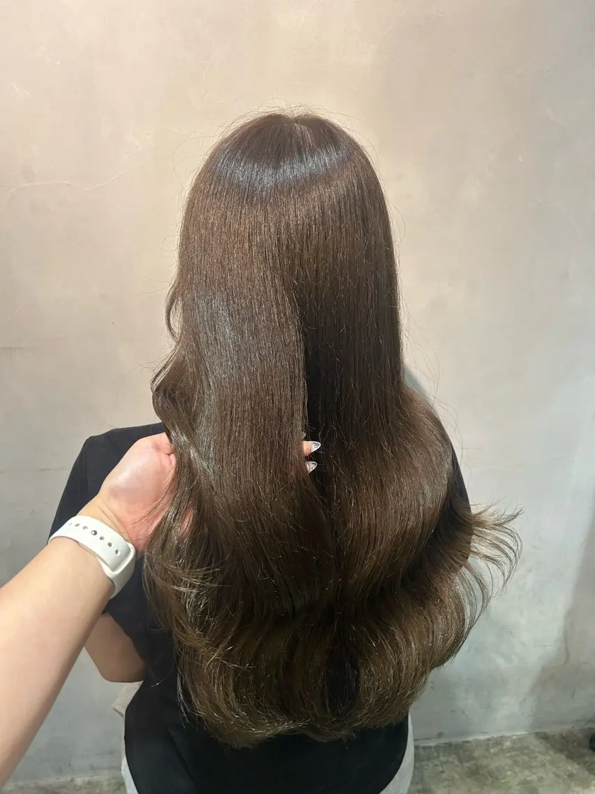 ロング カラー ブラウンカラー 透明感カラー オリーブブラウン カット ヘアカラー トリートメント 渋谷/トレンドヘア 🦋🤍ふうかのヘアスタイル