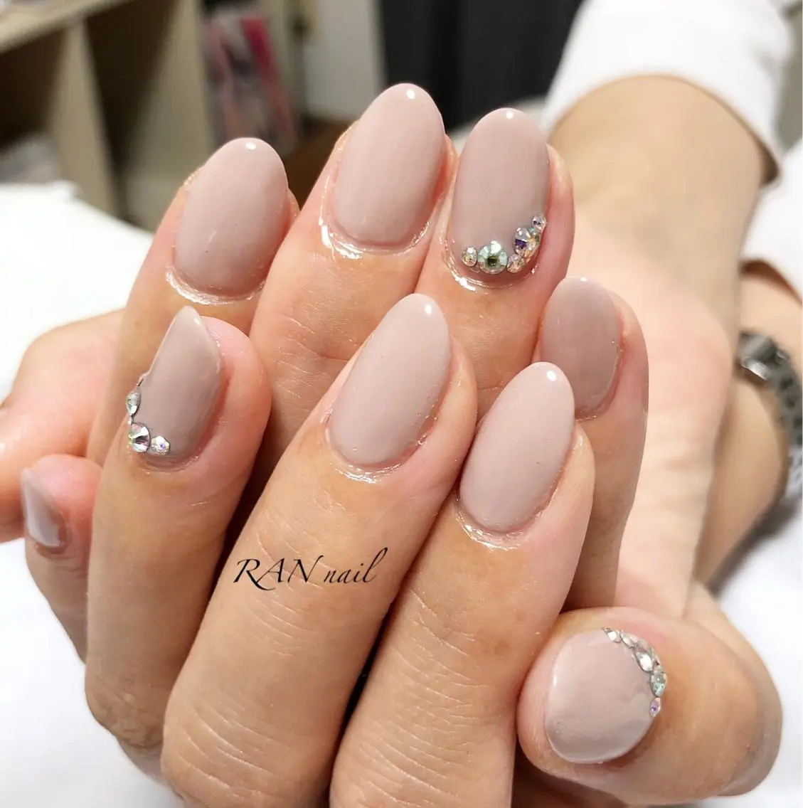 ネイル オフィスネイル ワンカラーネイル シンプルネイル 春ネイル 夏ネイル ハンドネイル フットネイル RAN nailのネイルデザイン