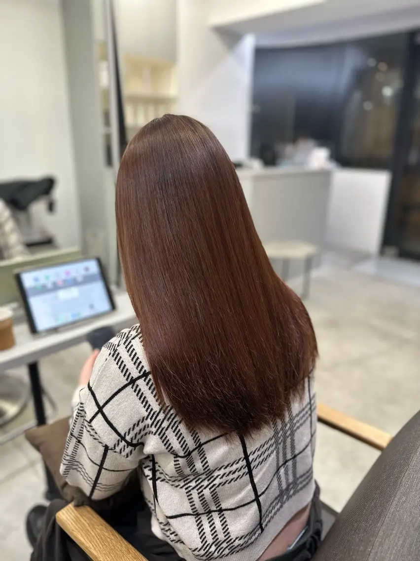セミロング パーマ 縮毛矯正 ハイトーンカラー が絶対可愛い✨泰聖✨のヘアスタイル
