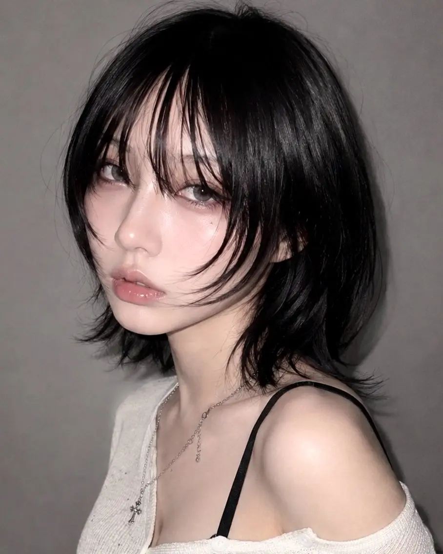 ショート カラー カット ヘアカラー トリートメント 小顔・顔まわり🦋 ウルフ❤︎ ͛めいのヘアスタイル