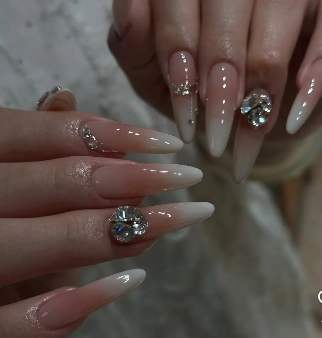ネイル アートネイル ジェルネイル グラデーション マグネットネイル ニュアンスネイル ハンドネイル Ryu nail studioのネイルデザイン