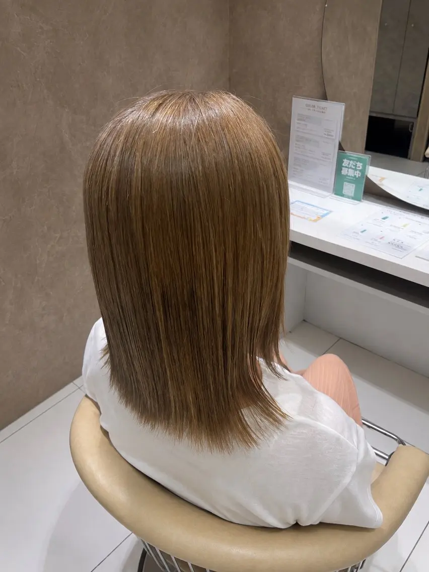 ミディアム カラー 長田 百香のヘアスタイル