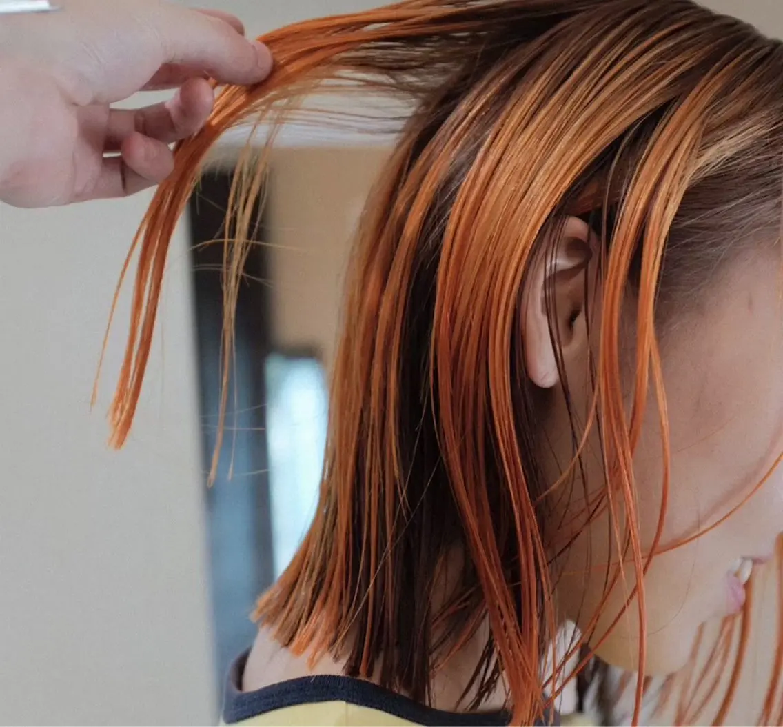 ミディアム カラー ヘアアレンジ カット ヘアカラー トリートメント OPUSダブルカラー ケアブリーチのヘアスタイル