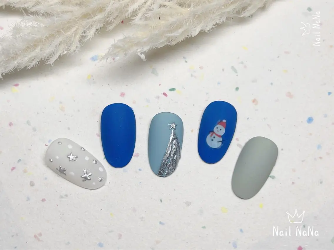 ミディアム ネイル クリスマス 冬ネイル クリスマス Nail NaNaのネイルデザイン
