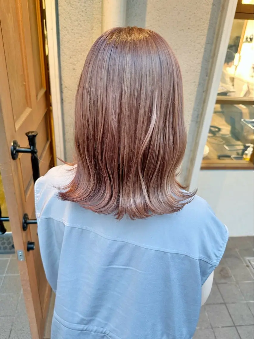 ミディアム カラー ミディアムパーマ ハイライトカラー インナーカラー ハイライト 髪質改善 カット ヘアカラー トリートメント 透明感カラー/ボブ /佐藤伶のヘアスタイル