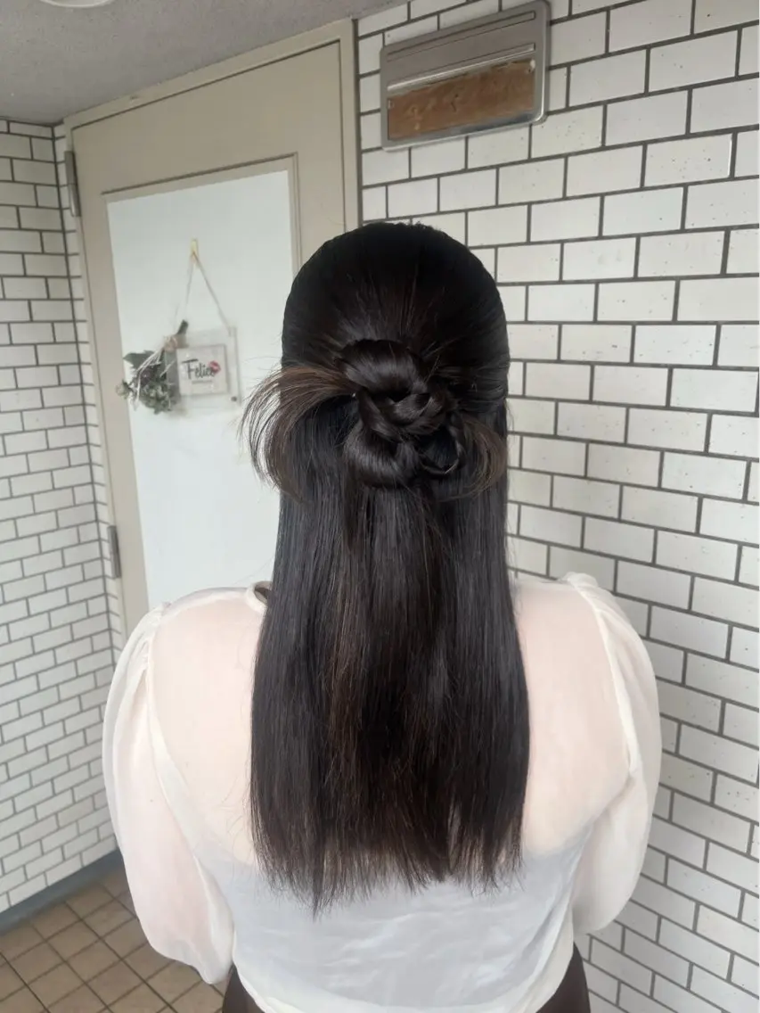 ヘアアレンジ ハーフアップ ヘアセット 垢抜けヘアメイク🫧 JURI🪽のヘアスタイル