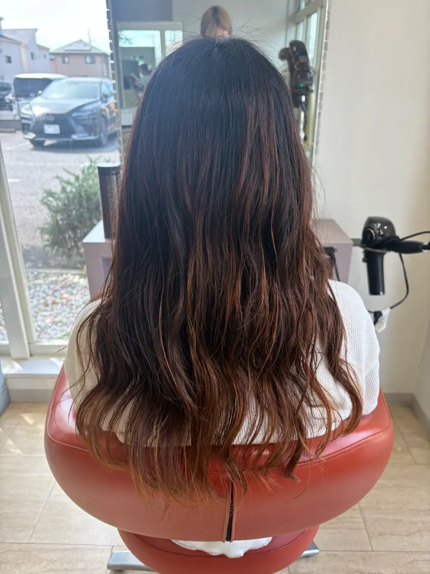 ロング カット パーマ 工藤 彩花のヘアスタイル