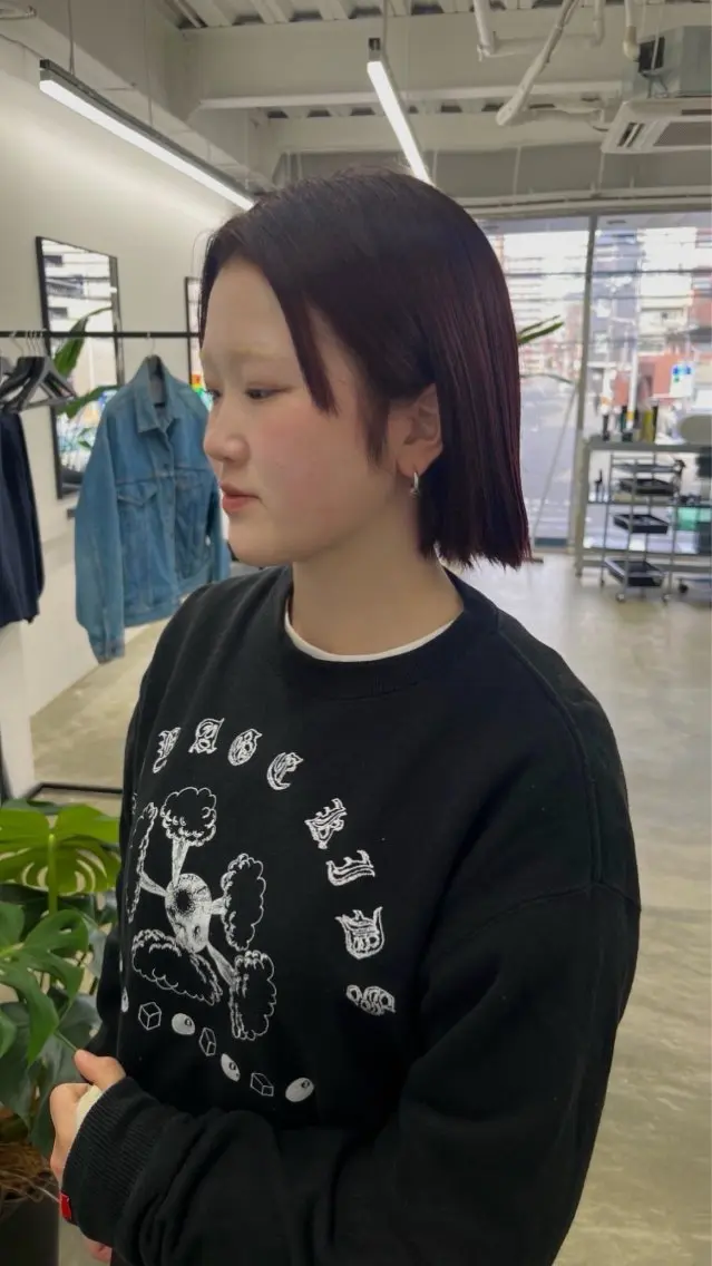 ショート ヘアカラー 酒井 美里のヘアスタイル
