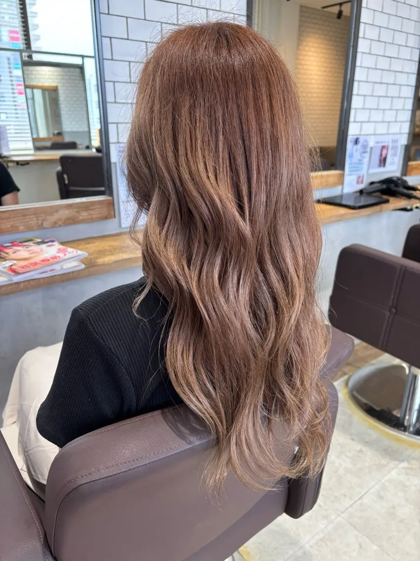 セミロング カット ヘアカラー 菊地 優斗のヘアスタイル