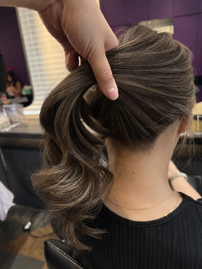 ロング カラー ハイライトカラー ハイライト 加藤 まりえのヘアスタイル