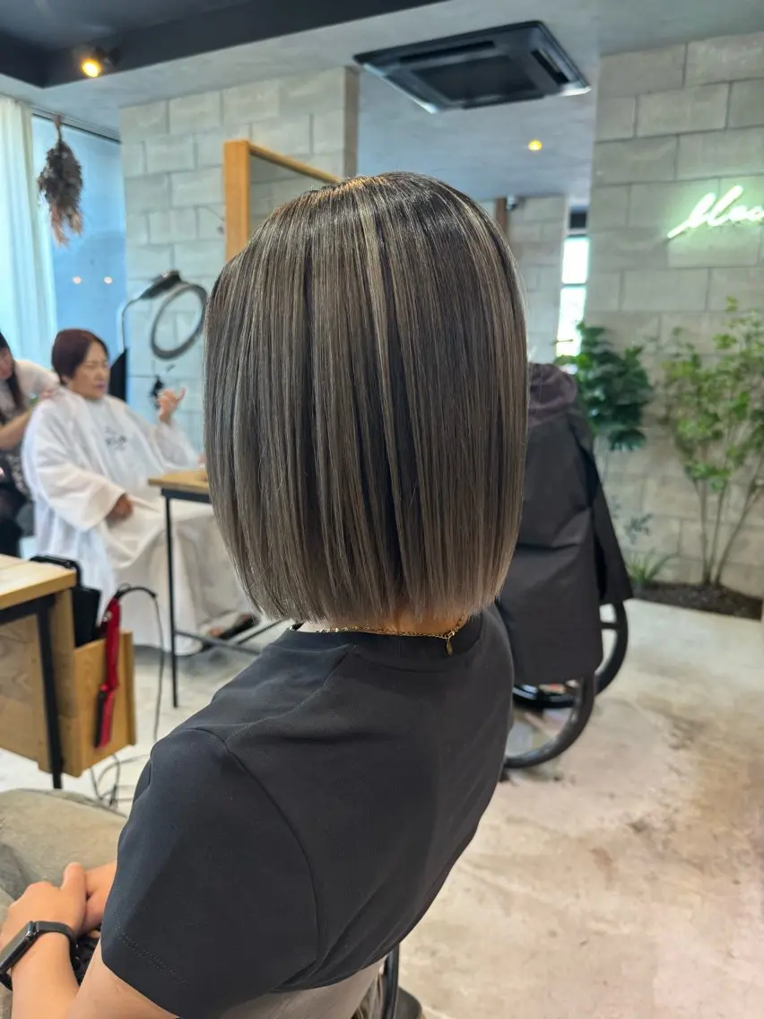 バレイヤージュカラー+エミームトリートメント👱♀️の写真