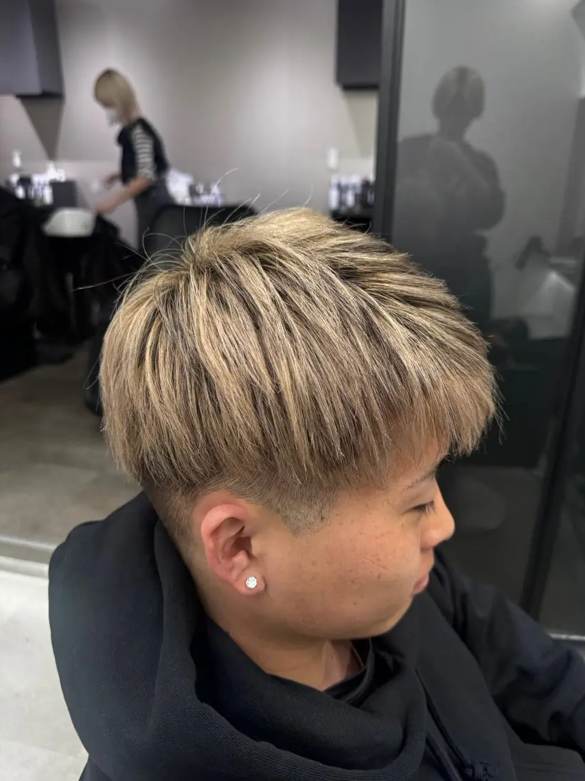 ショート カラー 原田 樹のヘアスタイル