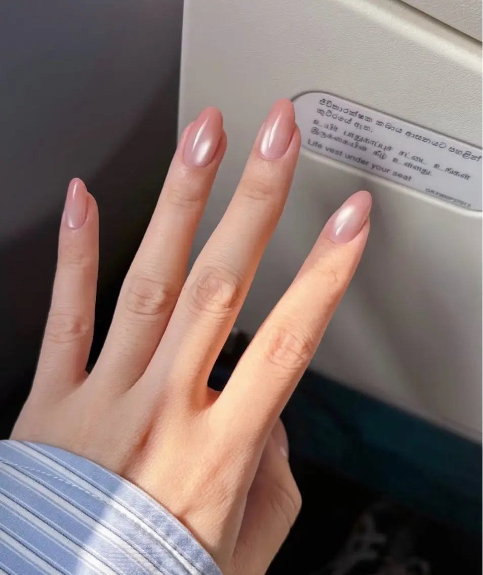 ネイル フットネイル フレンチネイル グラデーション ハート 氷ネイル・うるうるネイル ハンドネイル Lynn_ Nailのネイルデザイン