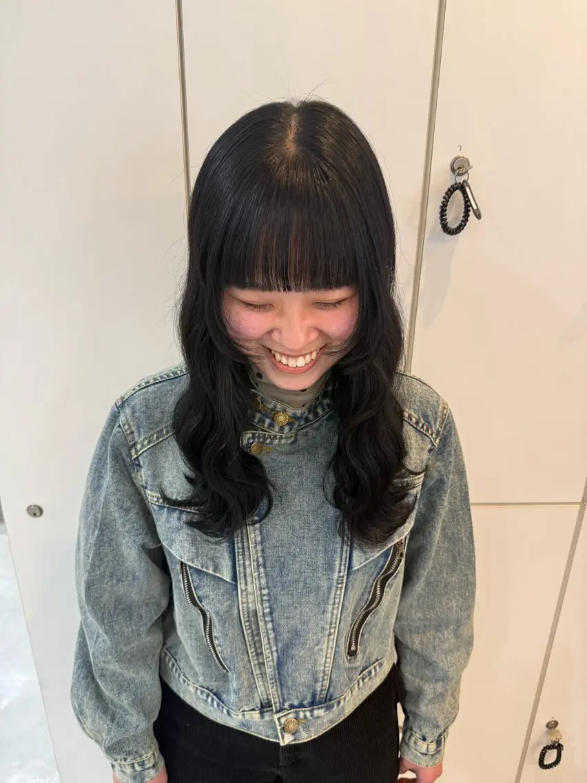 ロング カラー カット ヘアカラー neneka レイヤー／パーマのヘアスタイル