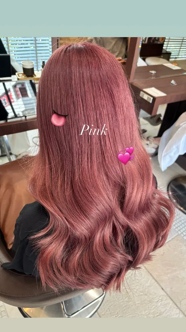 セミロング ベージュ/ピンク IBUKI🍒のヘアスタイル