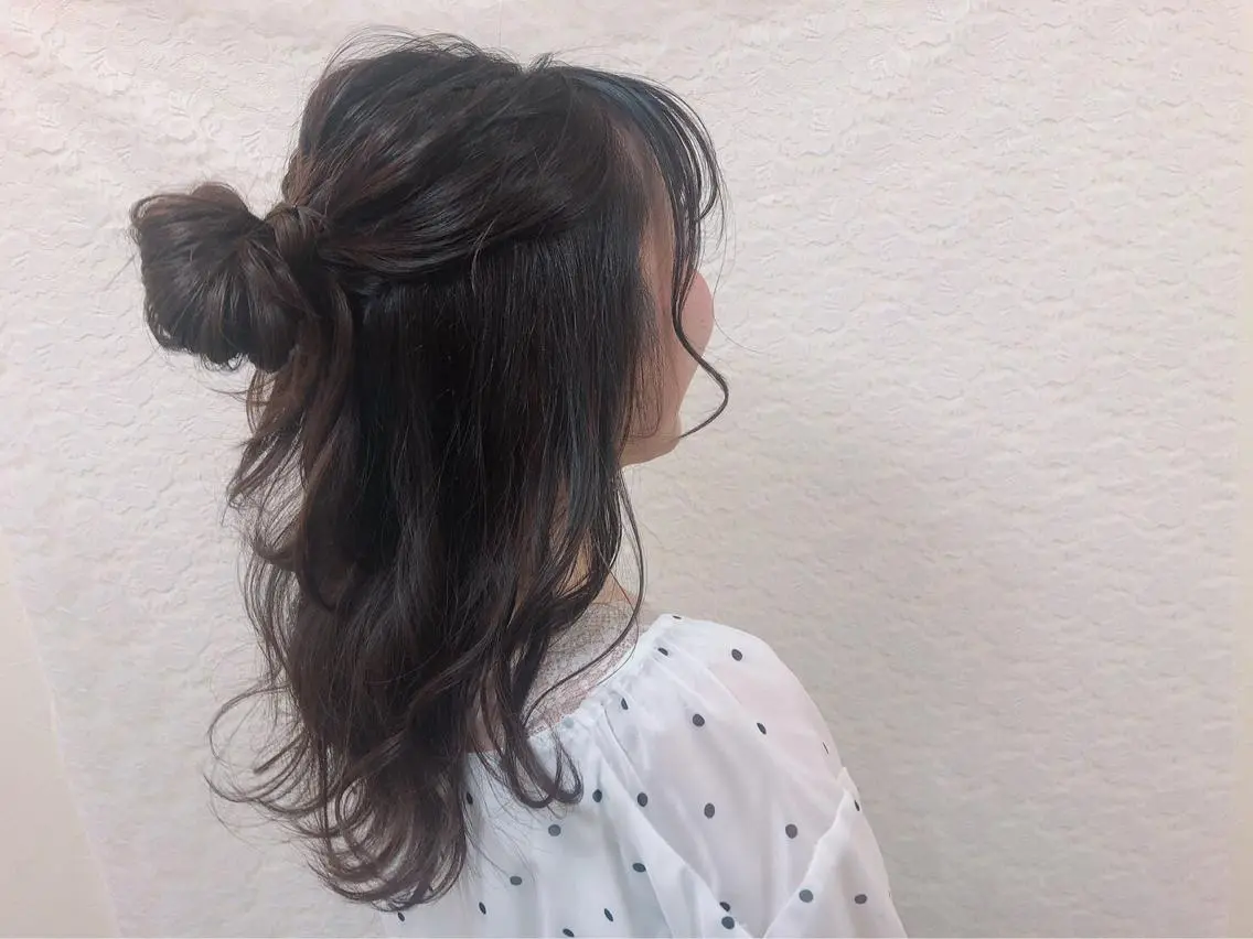 ロング 山口 栞奈のヘアスタイル
