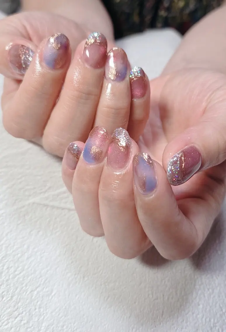 ネイル アートネイル マグネットネイル 大理石ネイル(マーブル) ミラーネイル ニュアンスネイル ハンドネイル flure de neige yukiのネイルデザイン