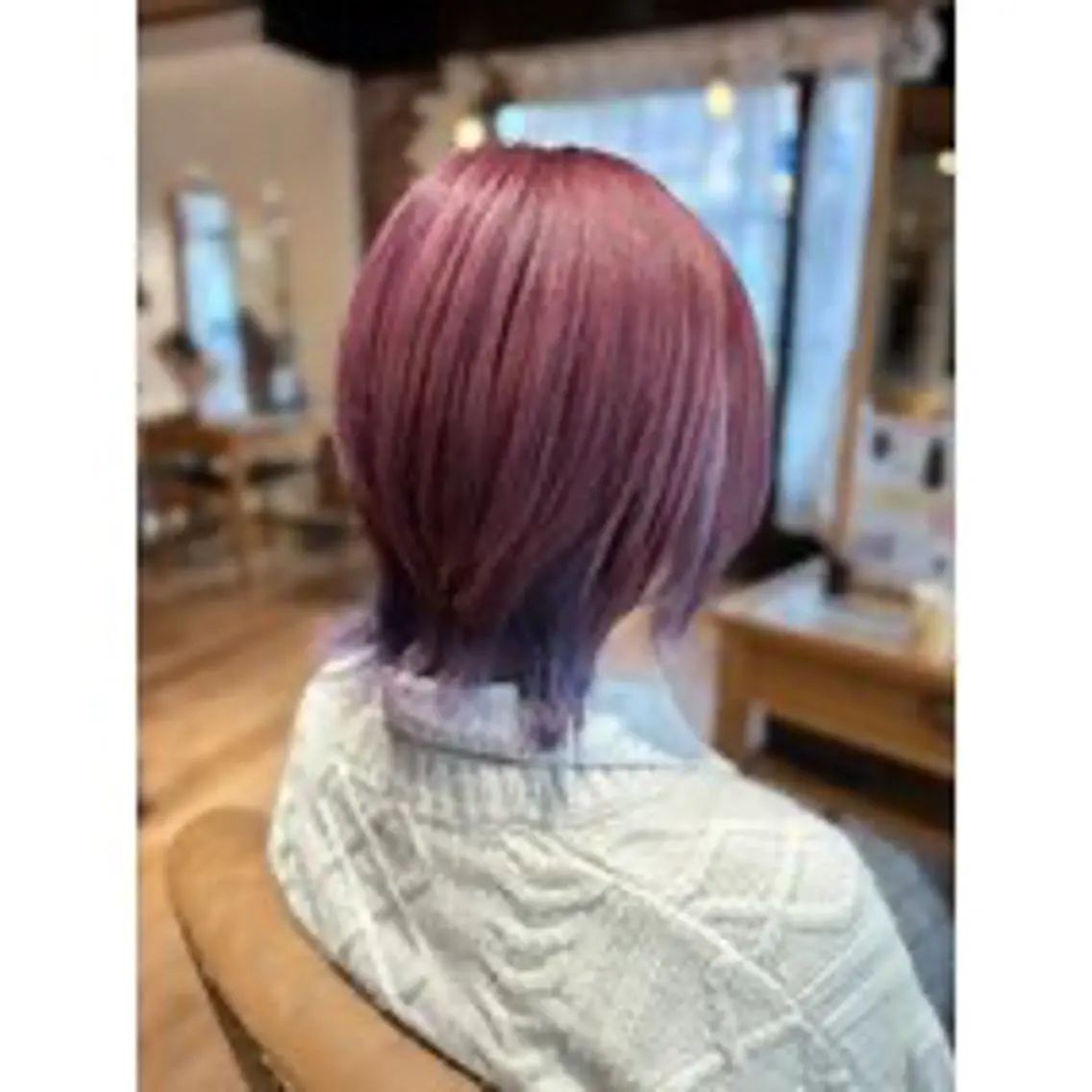 ショート カラー ブリーチ・カットモデ ル募集中🫧高口小春のヘアスタイル