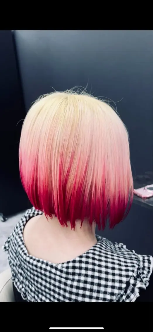 ショート カラー 坂槙 航のヘアスタイル