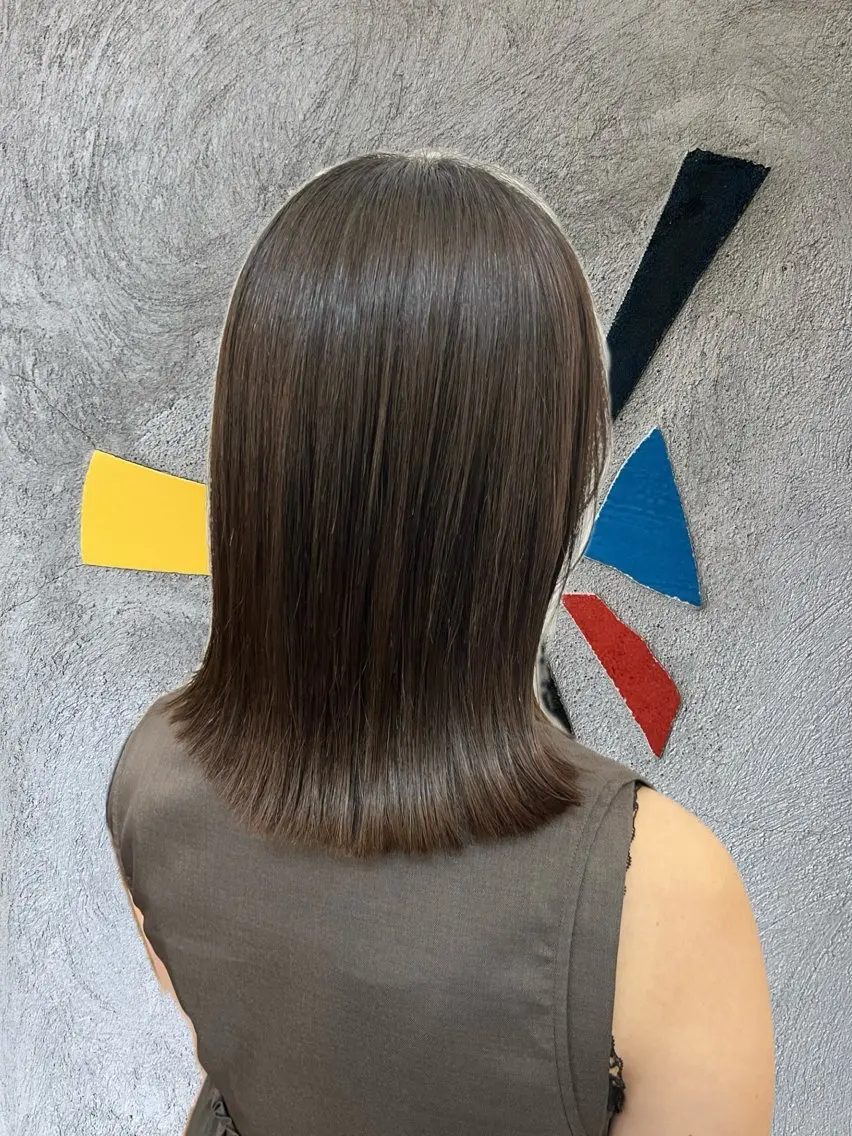 ミディアム 太田 知里のヘアスタイル