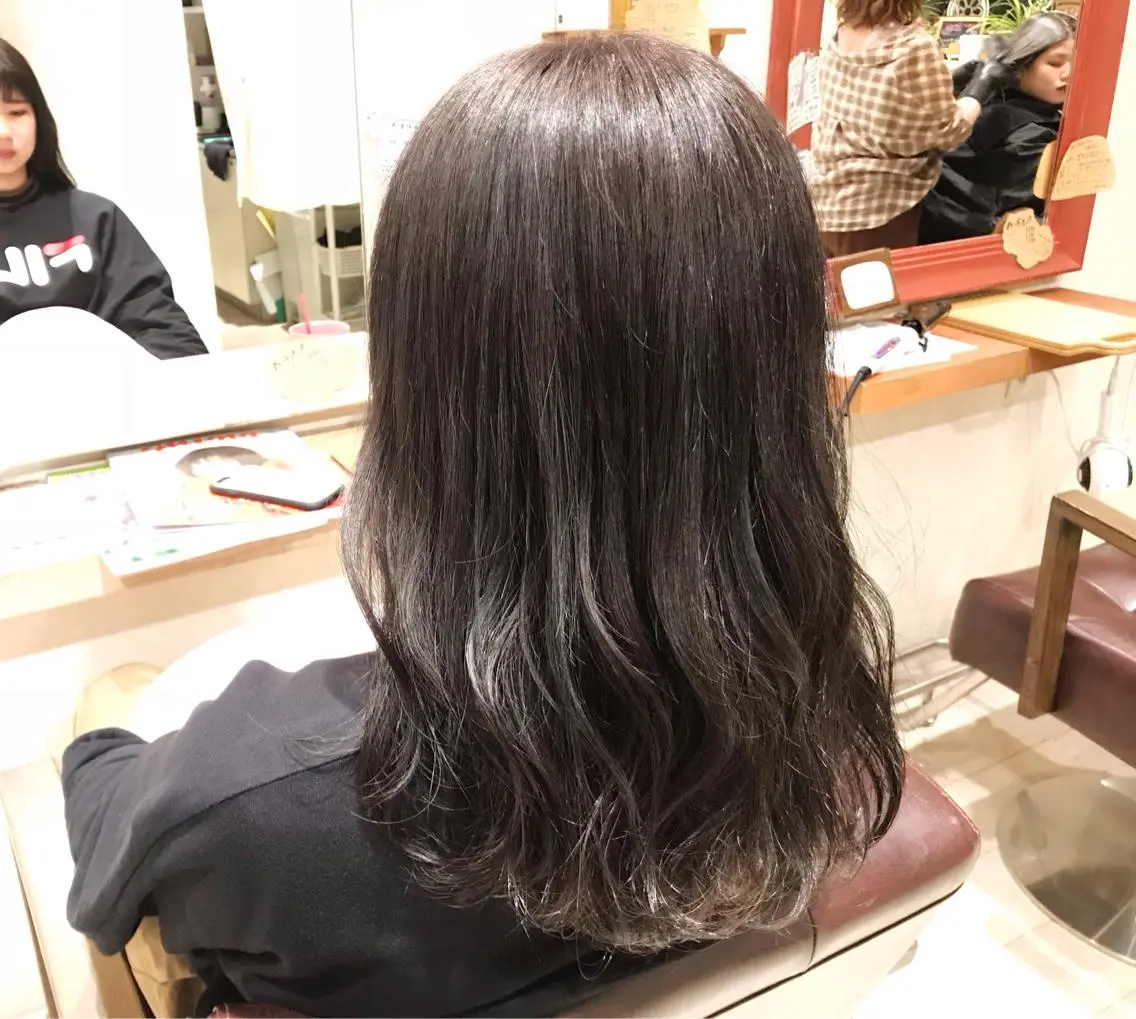 ミディアム カラー ブルーカラー ブルージュ メンズ指名多数!! 田島史也のヘアスタイル