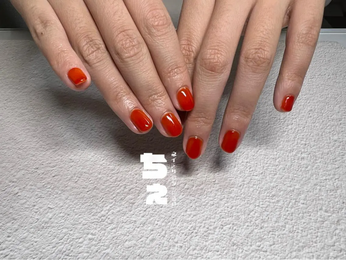 ネイル オレンジ ハンドネイル nail salon CHEのネイルデザイン