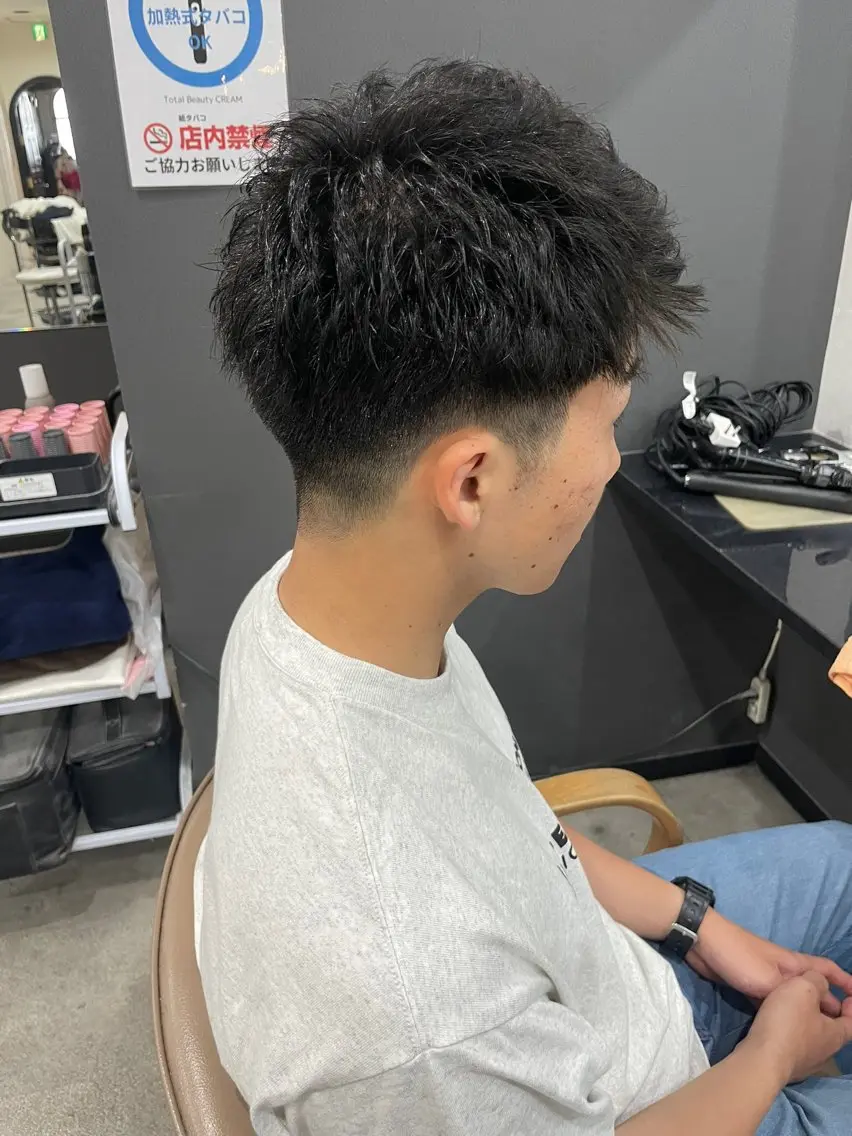 ショート メンズ ビジネス ショートヘア 髙野 亮吾のヘアスタイル