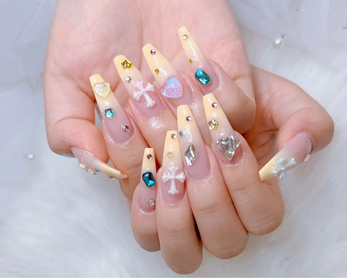 ネイル チークネイル 長さ出し フットネイル 韓国ネイル マグネットネイル ハンドネイル ハンドケア AN NAIL _HOAのネイルデザイン