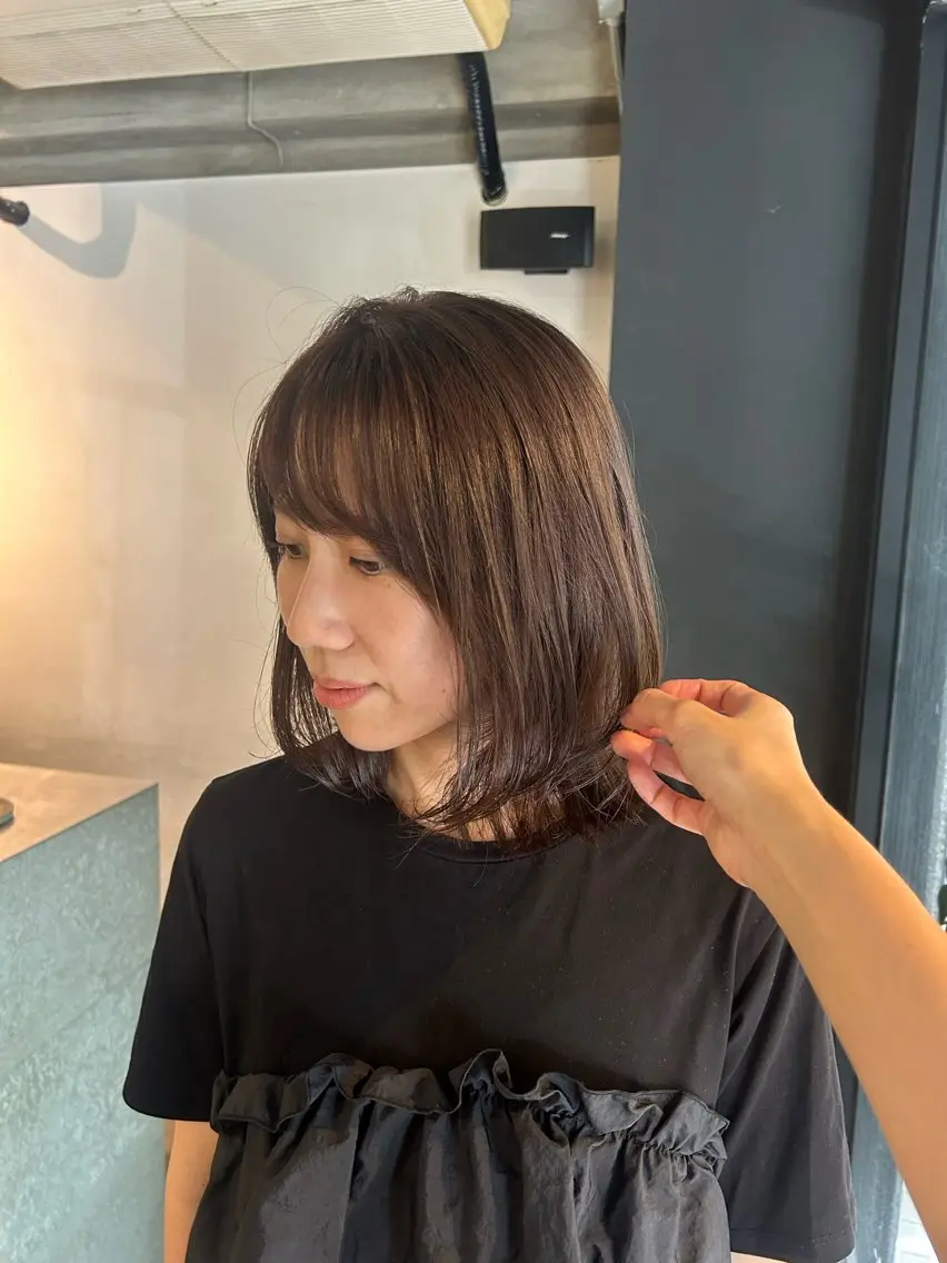 ミディアム カラー アッシュ ブラウンカラー 透明感カラー オレンジ くびれヘア カット ヘアカラー トリートメント twig 山田 永嶋芽衣のヘアスタイル