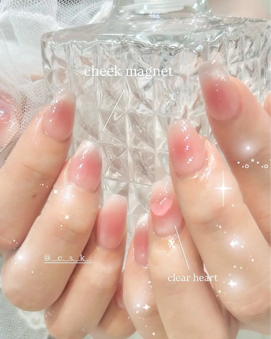 ネイル クリアネイル ハート マグネットネイル ハンドネイル 🎀チーク/ちゅるん 🫧chisa🎀のネイルデザイン