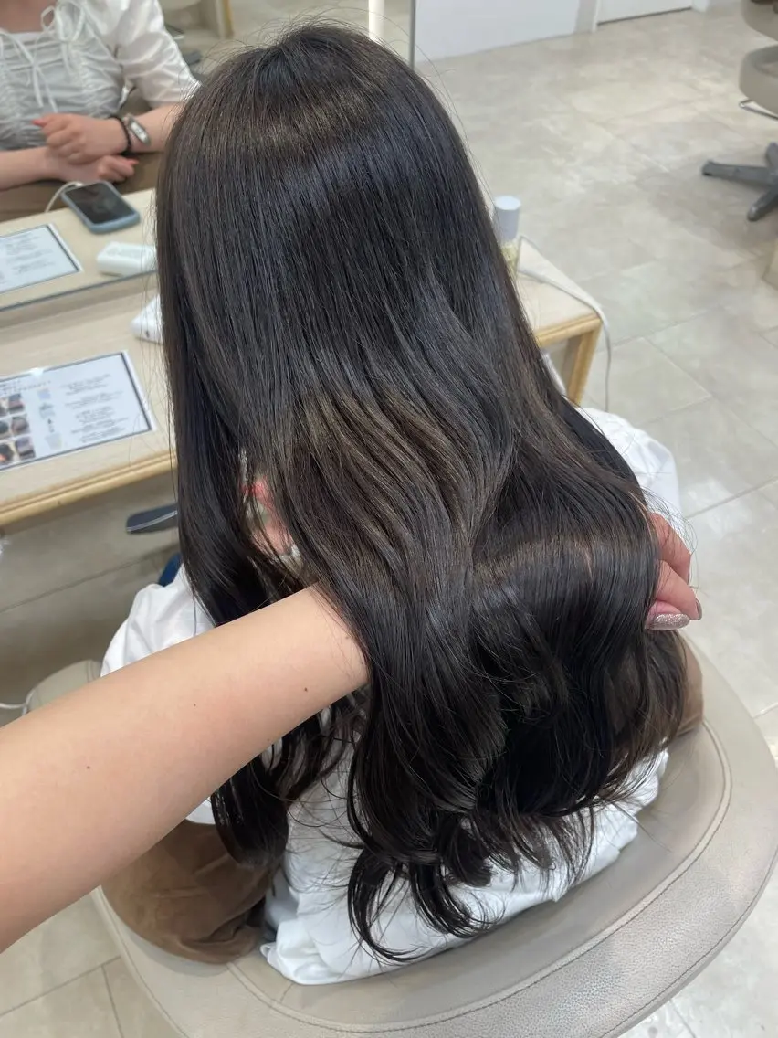 ロング カラー ブリーチなしダブルカ ラー🎀透明感/AOのヘアスタイル
