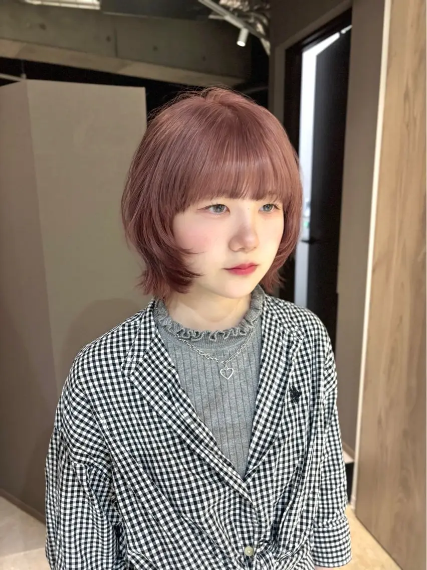 ショート カラー カット ヘアカラー ヘッドスパ 透明感カラー・レイヤ ー🎀amika🎀のヘアスタイル