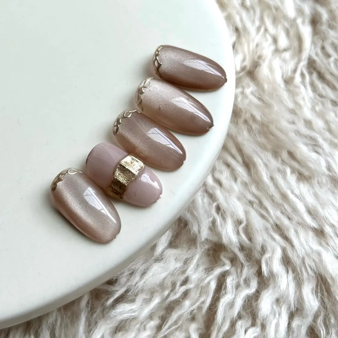 ネイル マグネットネイル nailsalon kiii'sのネイルデザイン