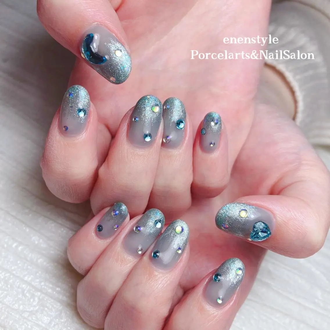 ミディアム ネイル 🐾enen style 🐾のネイルデザイン