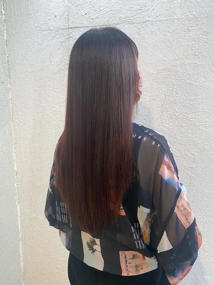 ロング カラー グラデーションカラー ヘアカラー トリートメント 千 田のヘアスタイル