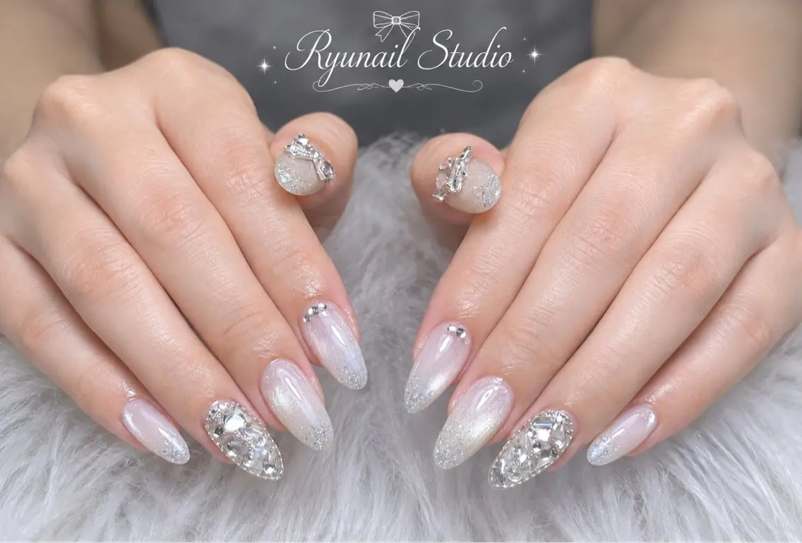 ネイル アートネイル フレンチネイル ジェルネイル キラキラネイル ニュアンスネイル ハンドネイル Ryu Nail YukiChanのネイルデザイン