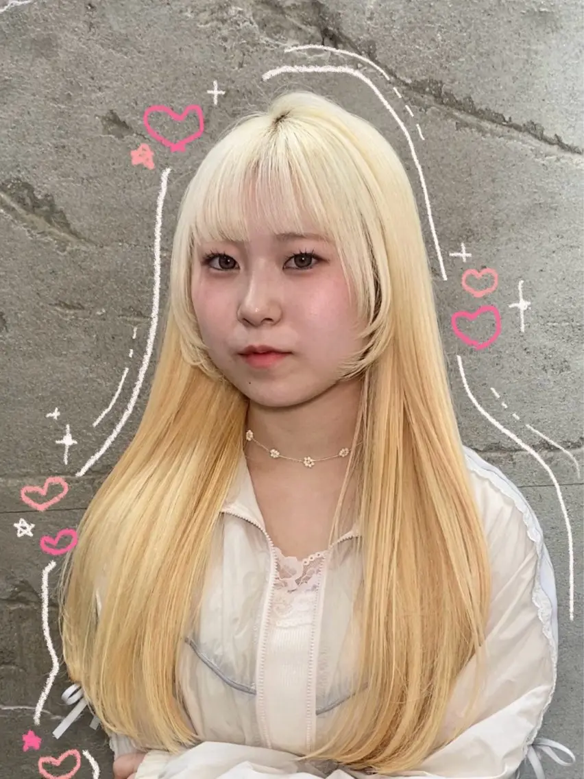 カラー ブリーチ 抜きっぱなしブロンド ブロンド ハイライトカラー ブリーチなしカラー ヘアカラー 柔らかショート×透明 感カラー🎀emiのヘアスタイル