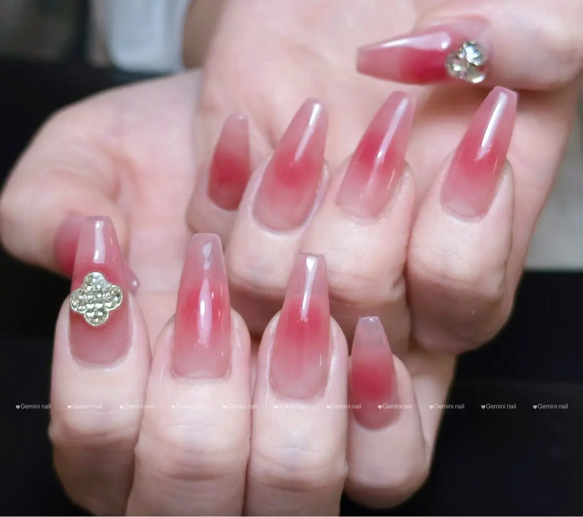 ネイル ハンドネイル Gemini nailのネイルデザイン
