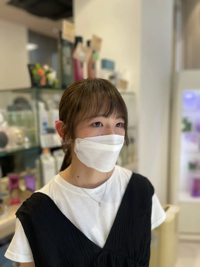 ミディアム カラー パーマ ミディアムパーマ ベージュカラー オリーブベージュ クロスパーマ/うる艶 カラー/Kurumiのヘアスタイル