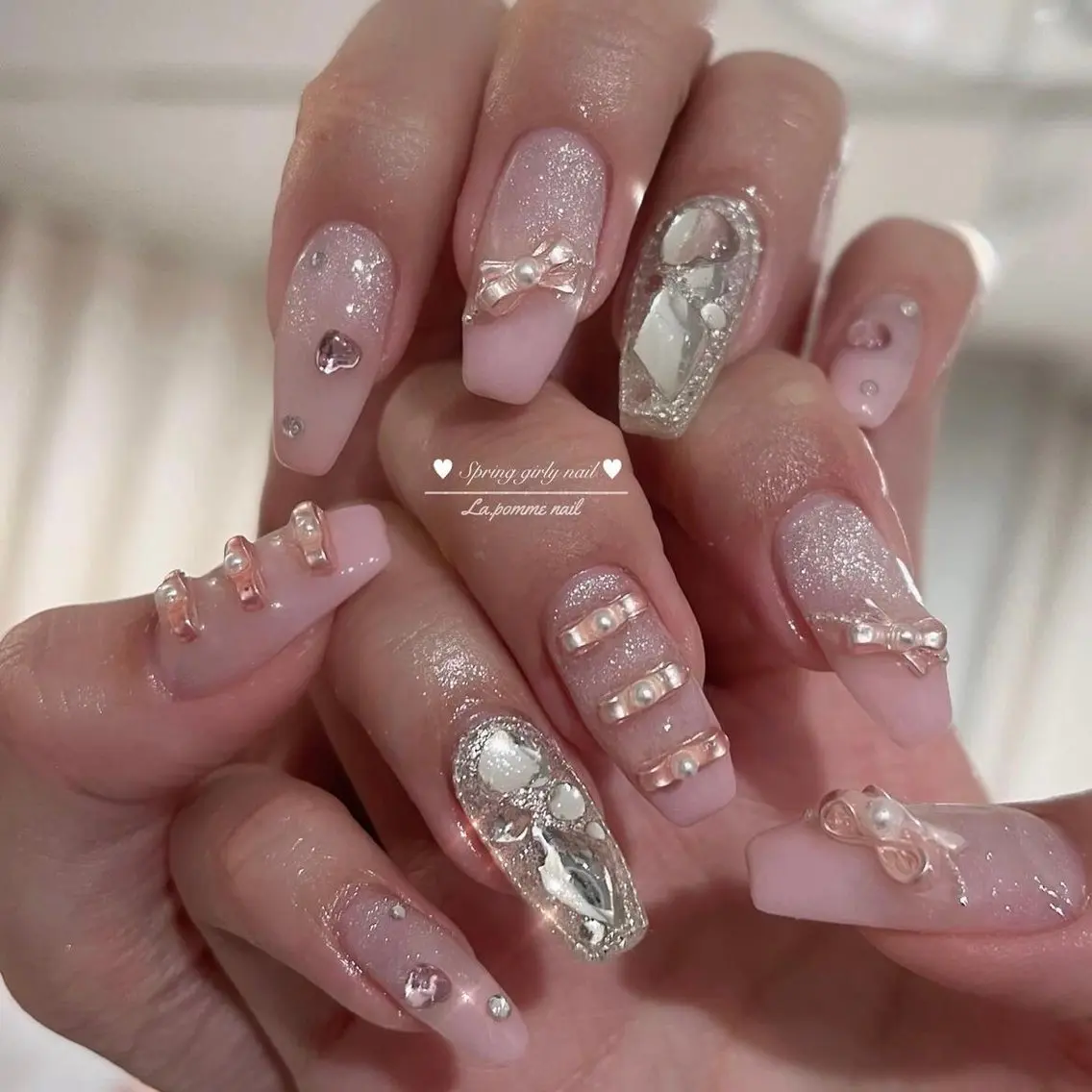 ネイル グラデーション ラメ(グリッター) マグネットネイル ミラーネイル ニュアンスネイル ハンドネイル Lumi de nailsのネイルデザイン