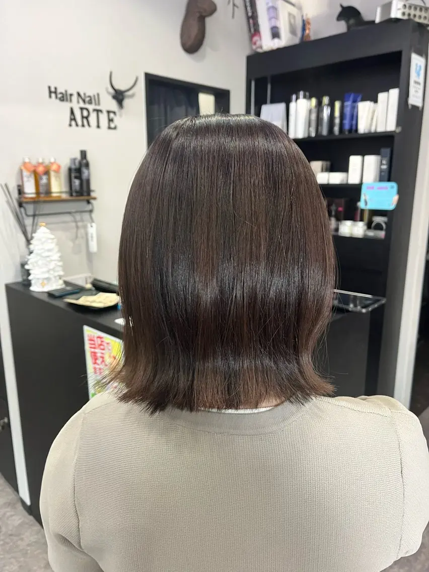 ミディアム カット 友滝 真菜美のヘアスタイル