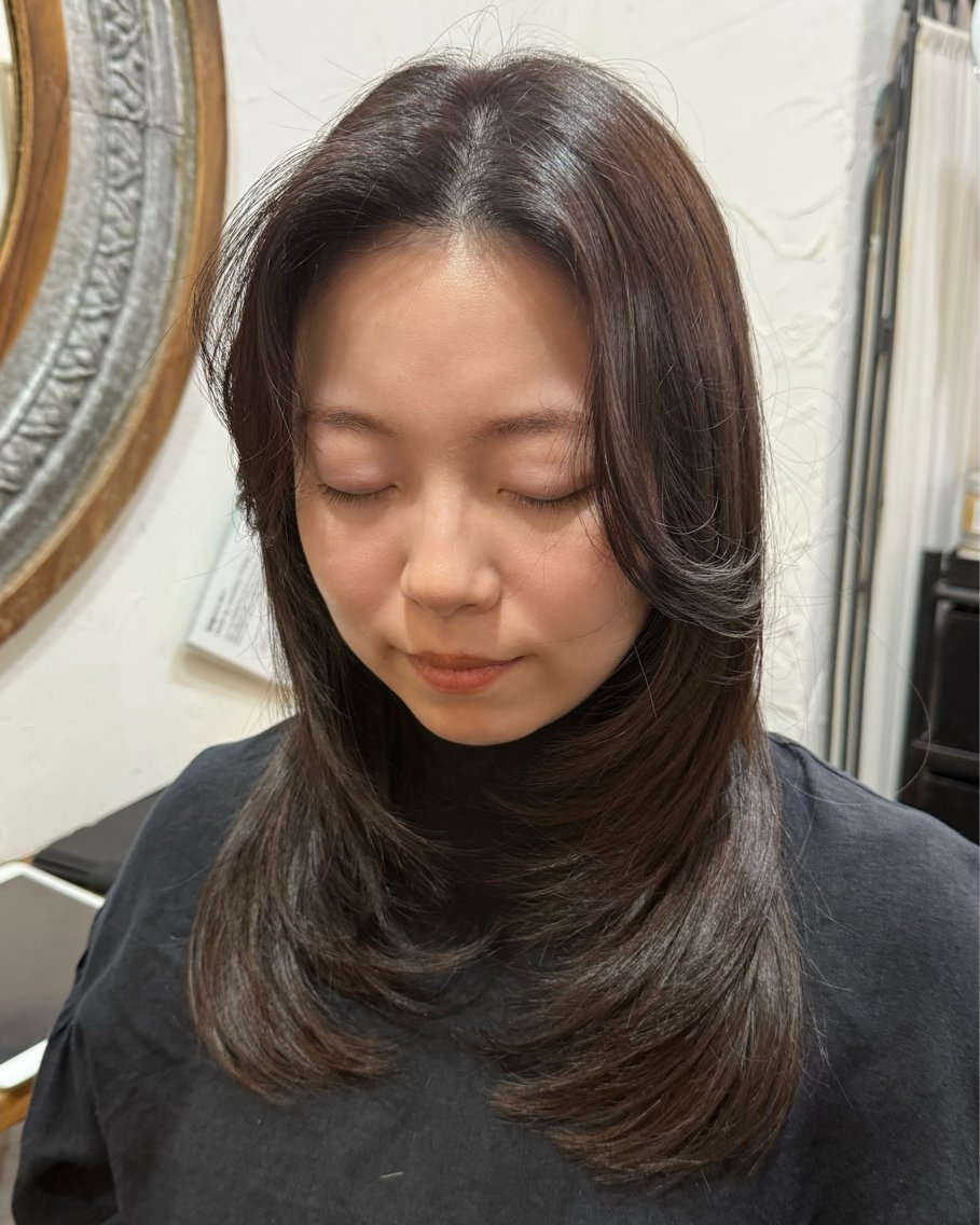 ロング カラー ロングレイヤー ブラウンカラー ココアブラウン モカブラウン 顔まわりレイヤー カット ヘアカラー トリートメント 韓国風レイヤーくびれ 口コミ270件超マツのヘアスタイル