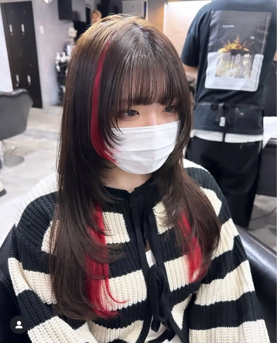 ロング カラー プルエクステ エクステ レイヤーカット ヘアカラー エクステ Fi-Ne原宿店店長 プルエクNANAMIのヘアスタイル