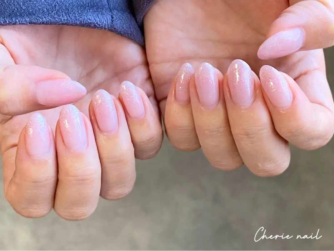 ネイル ジェルネイル ラメ(グリッター) オフィスネイル ワンカラーネイル ピンク ハンドネイル Cherienail yunaのネイルデザイン