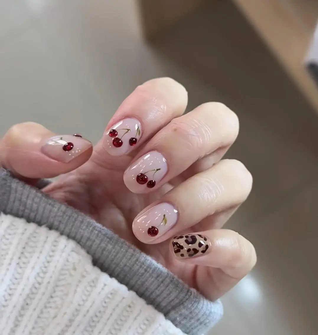 ネイル ハンドネイル 🎀 NaNa_nailのネイルデザイン
