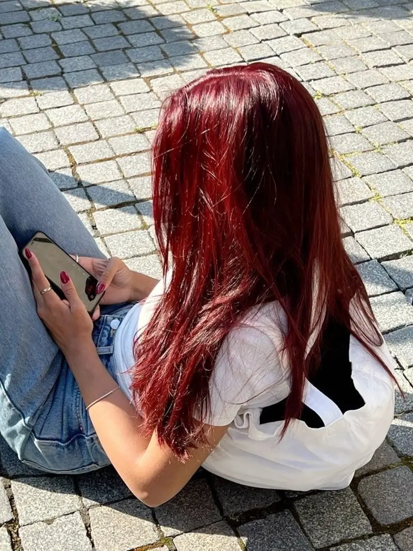 ロング カラー ヘアカラー momona english okのヘアスタイル