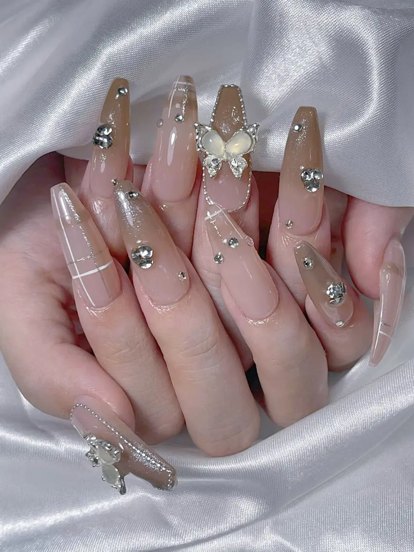 ネイル ハンドネイル LEELA NAIL STUDIOのネイルデザイン