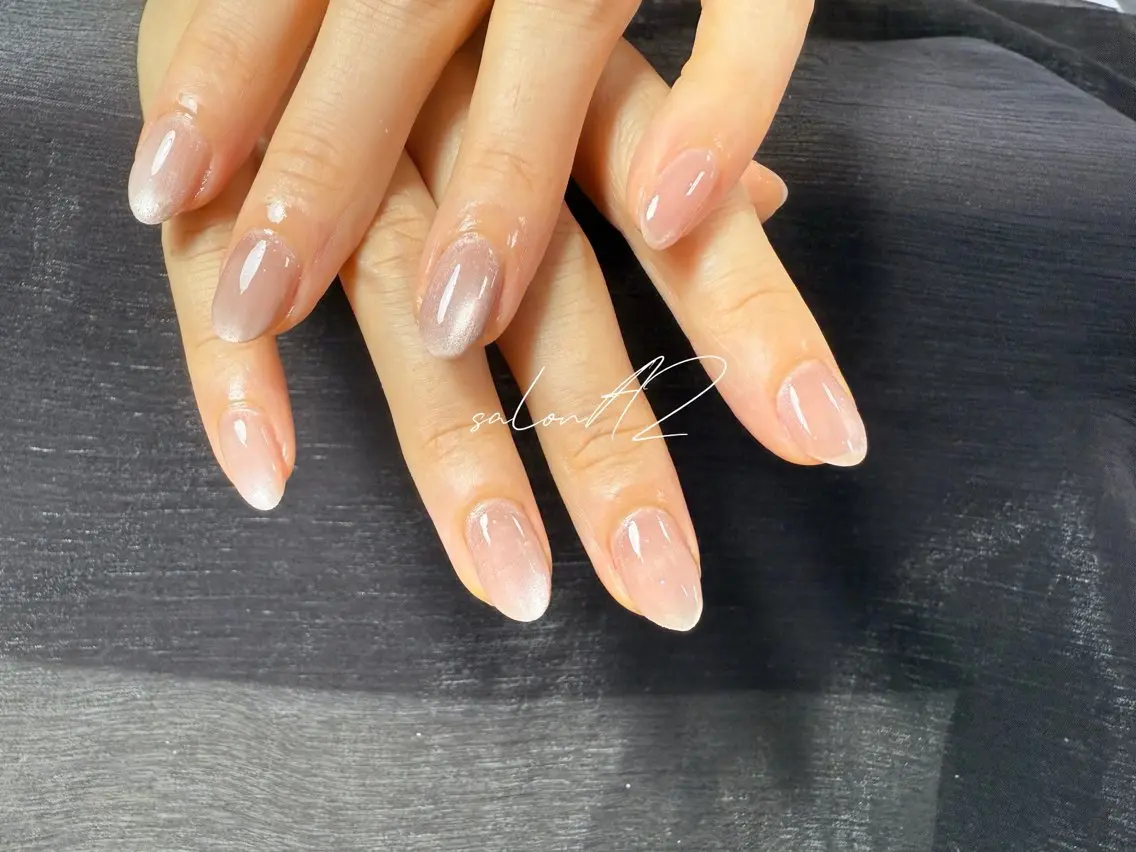 ネイル アートネイル 長さ出し フットネイル フレンチネイル ジェルネイル ハンドネイル salon AZのネイルデザイン