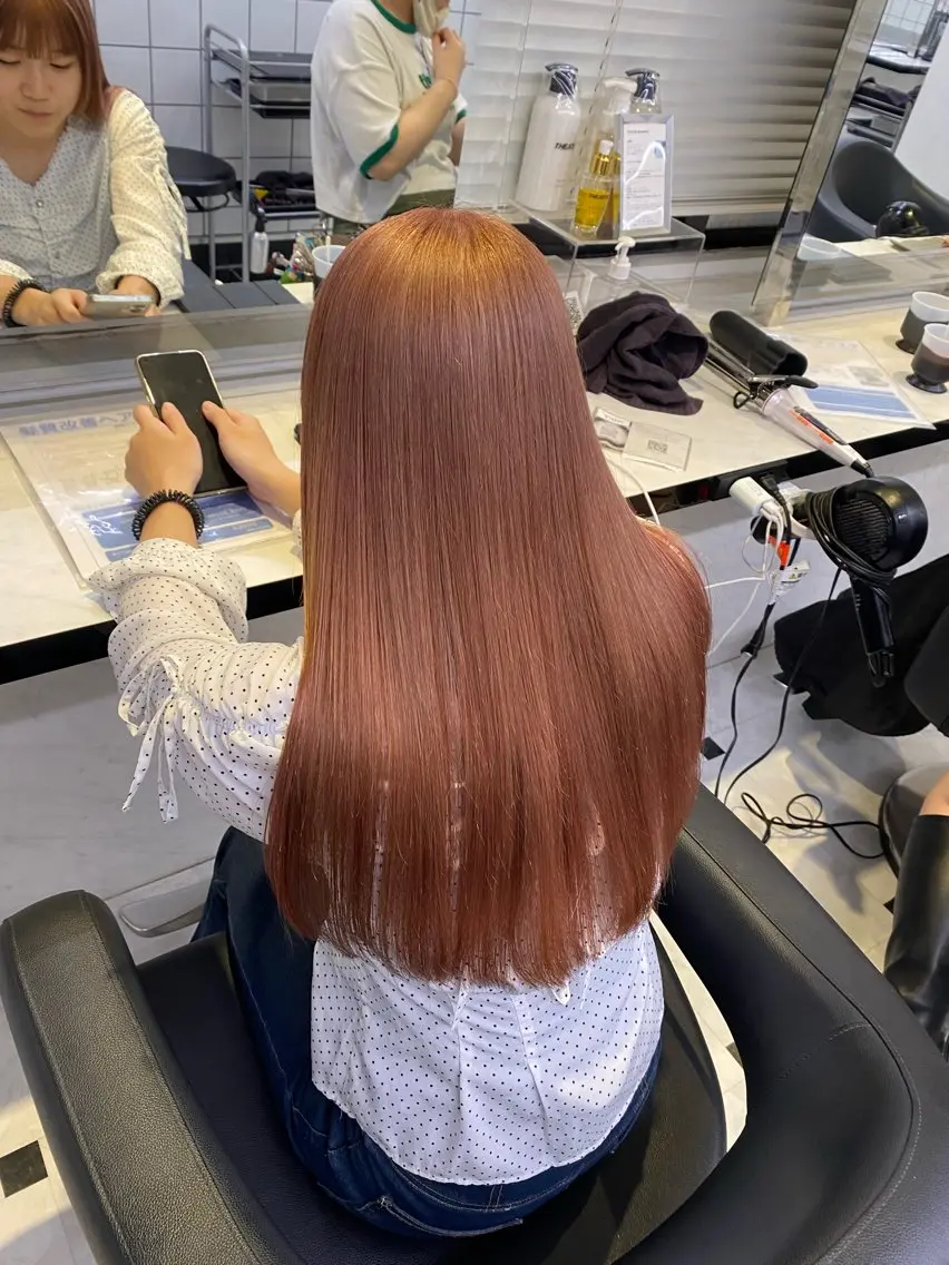 ロング カラー ♥️韓国風透明感 暖色misa♥️のヘアスタイル