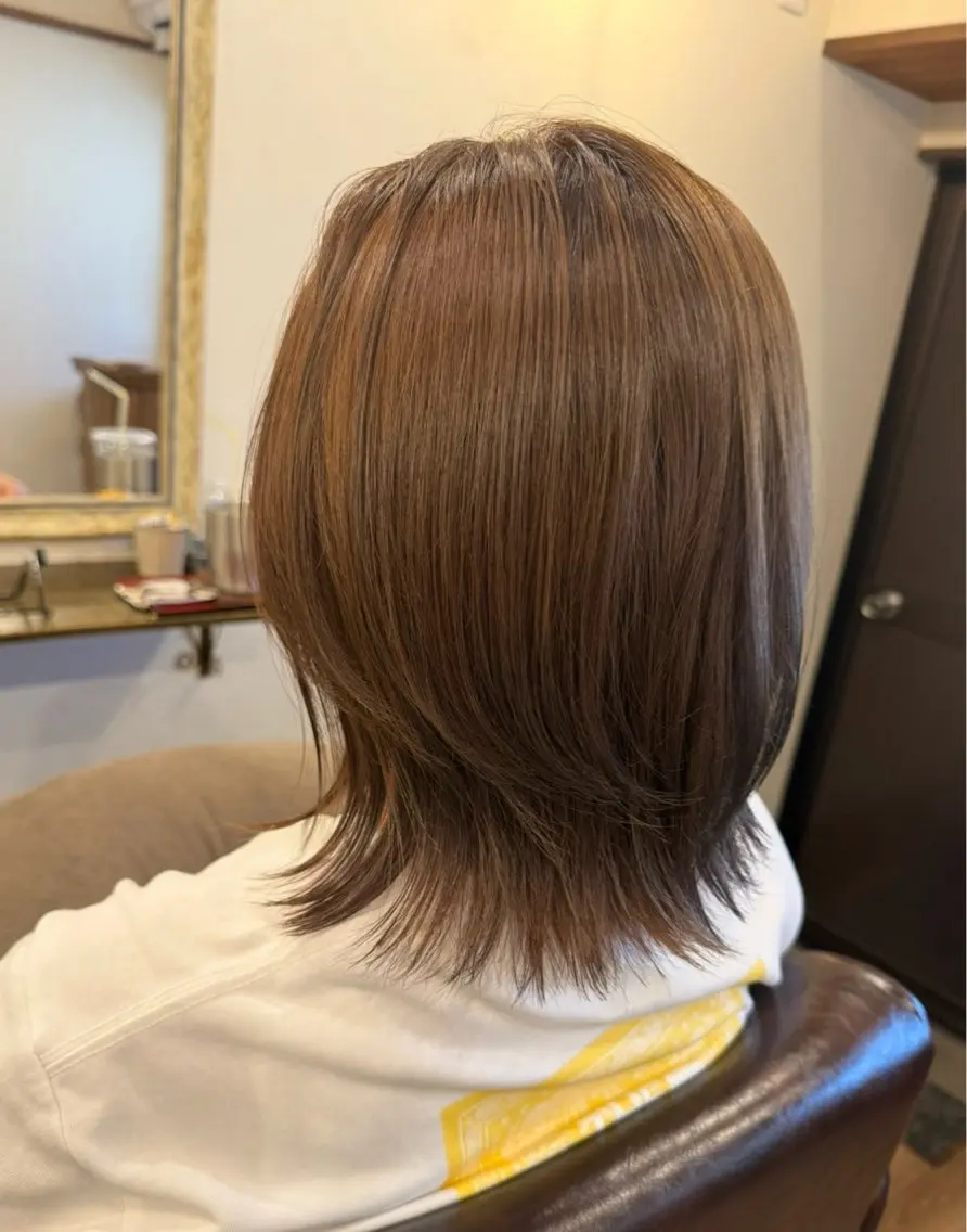 ミディアム 森川 美保のヘアスタイル